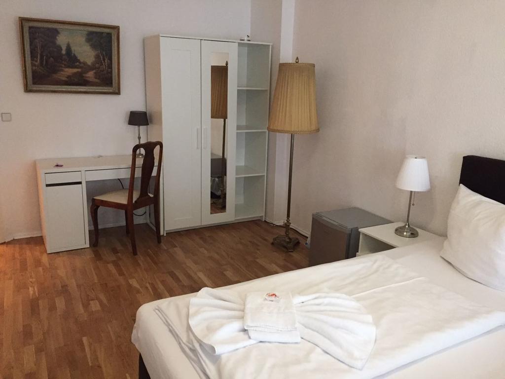 Pension Tempelhof Berlin Luaran gambar