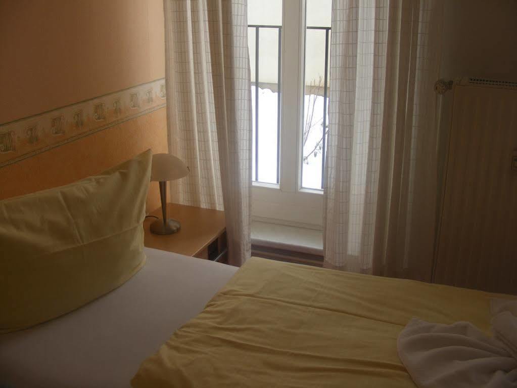 Pension Tempelhof Berlin Luaran gambar